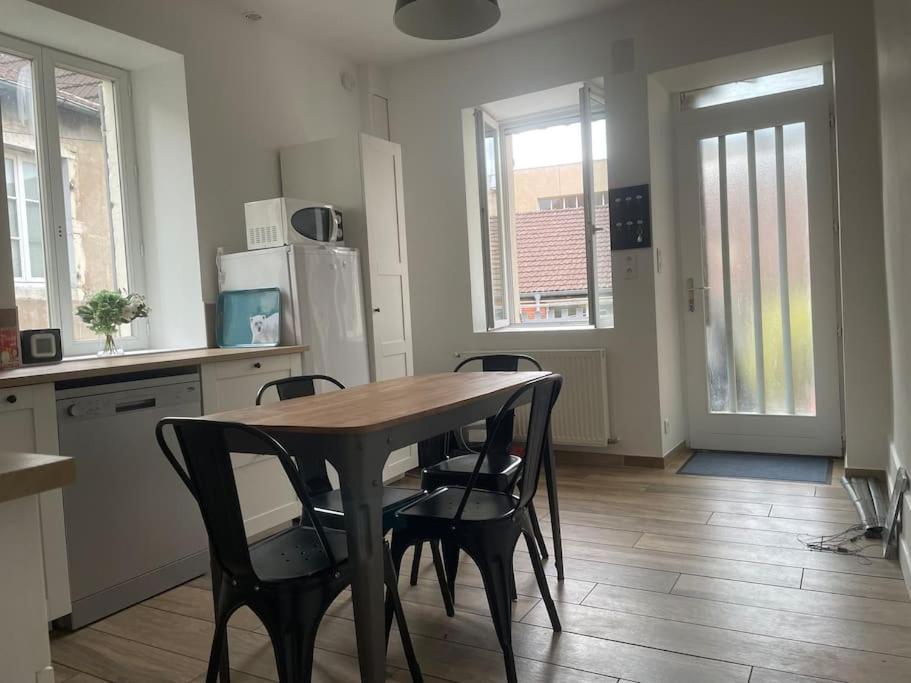 Agreable Gite Au Coeur Du Centre Ville 4 Personnes Chagny  Extérieur photo